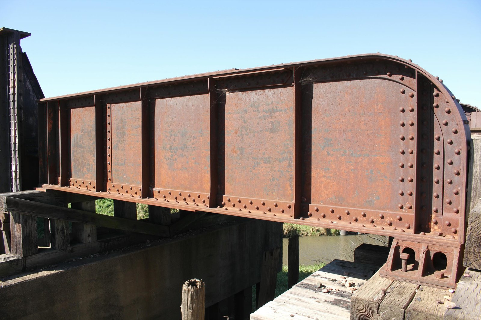 North span